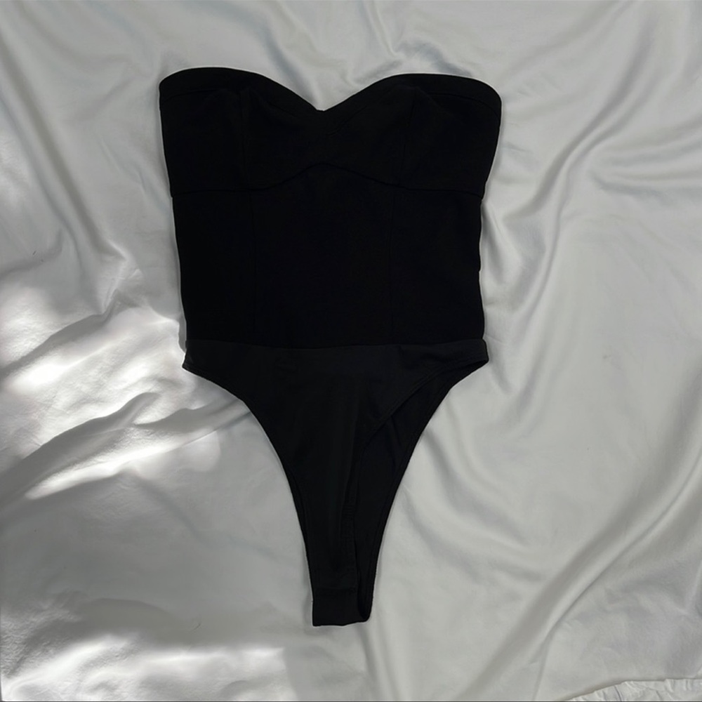 Adika - trendy cute bodysuit